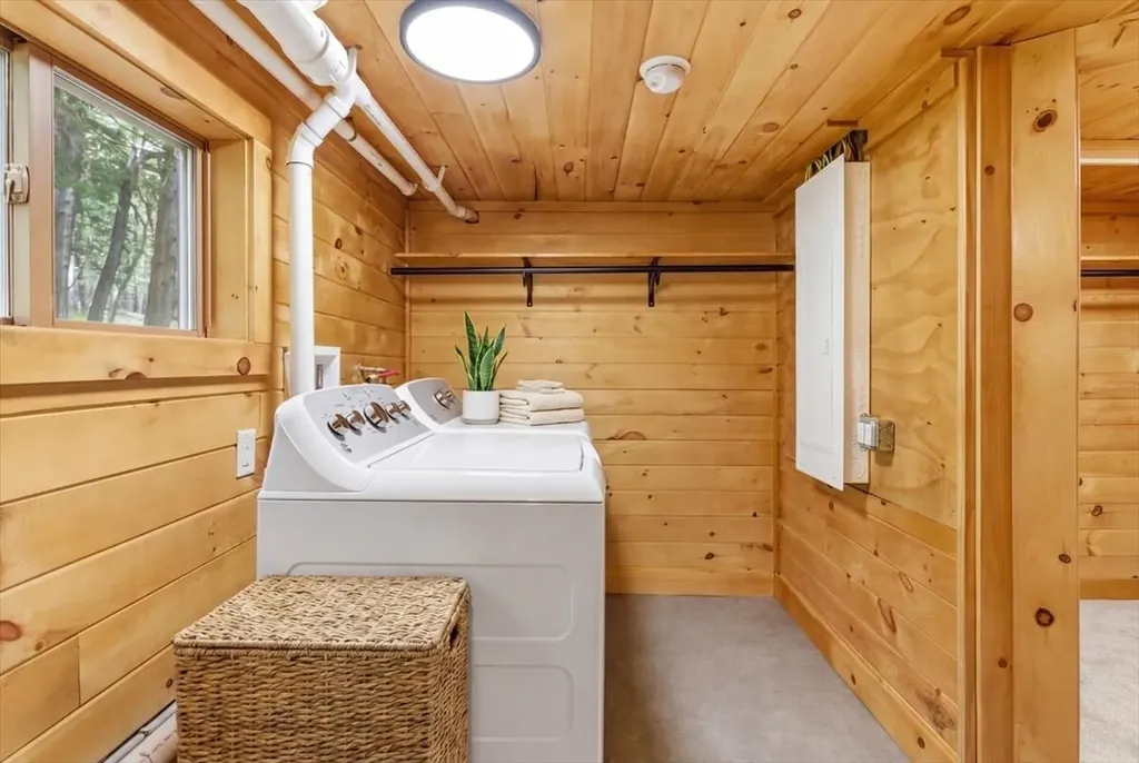 203 Belgrade Road Oakland ME 04963