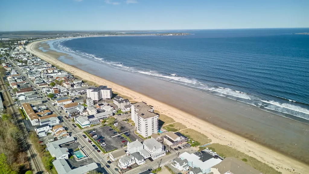 31 E Grand Avenue Old Orchard Beach ME 04064