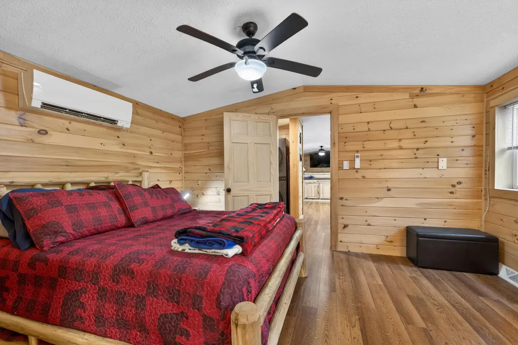 1051 Gardiner Road Wiscasset ME 04578
