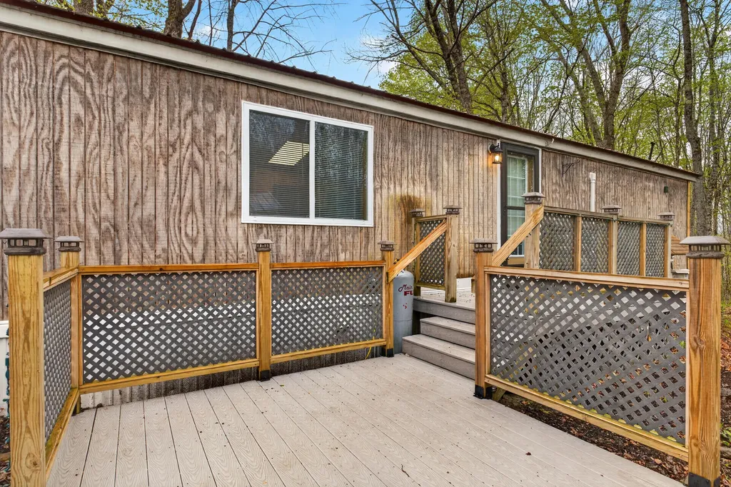 1051 Gardiner Road Wiscasset ME 04578