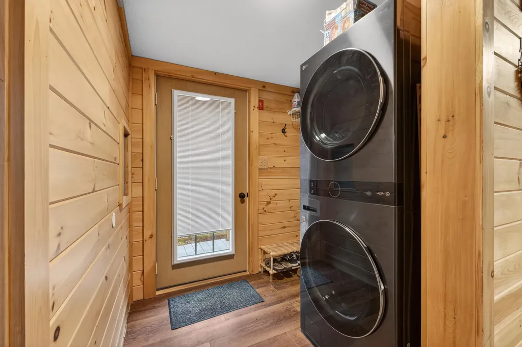 1051 Gardiner Road Wiscasset ME 04578