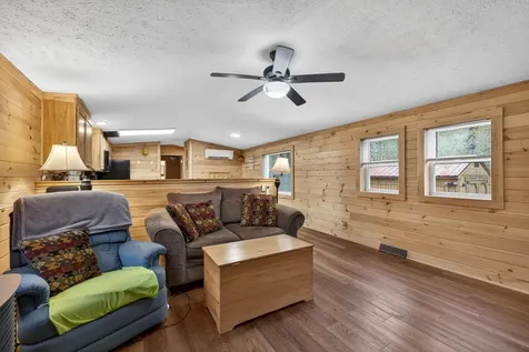 1051 Gardiner Road Wiscasset ME 04578