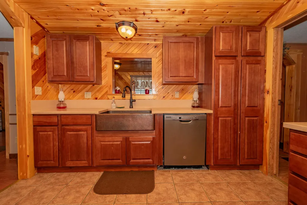 1299 Bangor Road Dover-foxcroft ME 04426