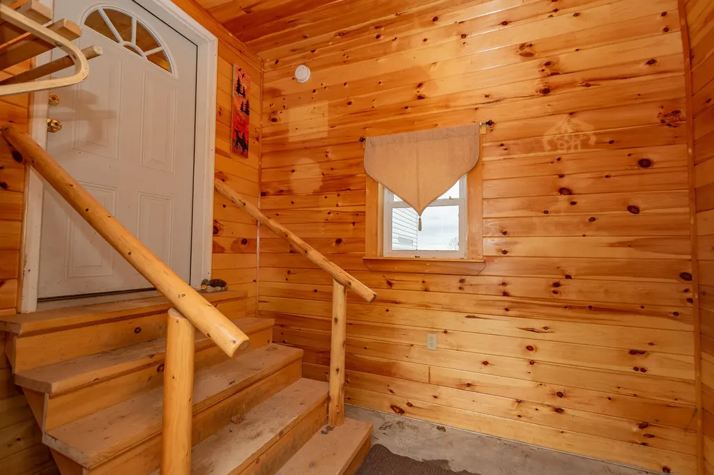 1299 Bangor Road Dover-foxcroft ME 04426