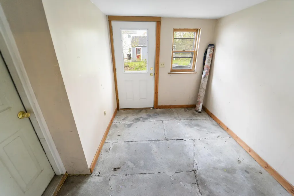 60 Fern Street Bangor ME 04401