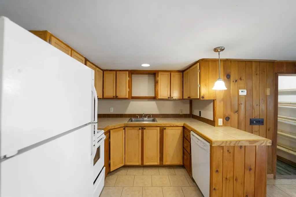 60 Fern Street Bangor ME 04401