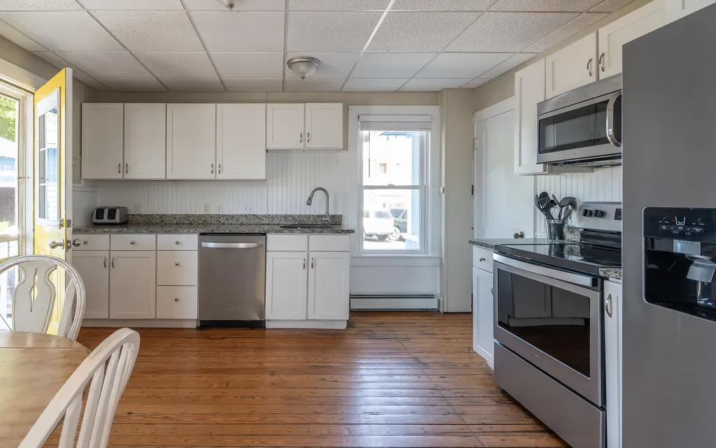 5 4th Avenue Old Orchard Beach ME 04064