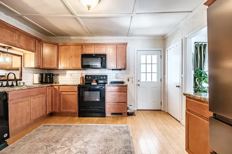 57 Railroad Avenue Sanford ME 04083