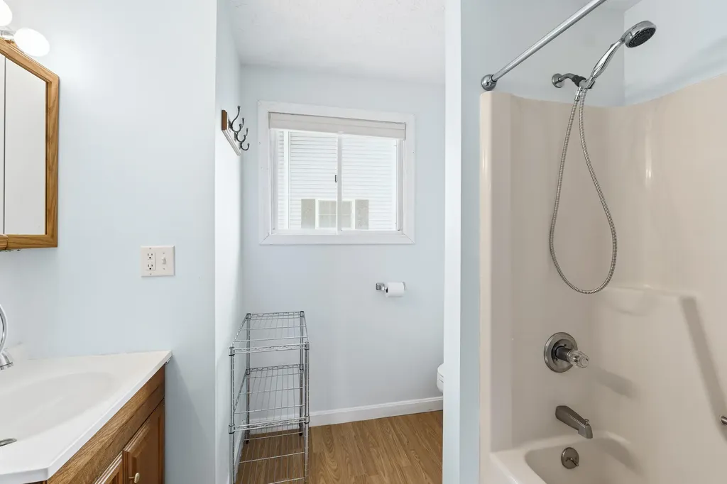32 Parlin Road York ME 03909