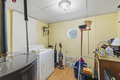 32 Parlin Road York ME 03909