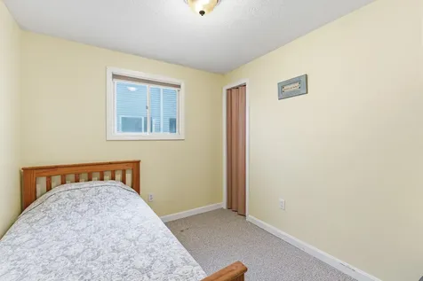 32 Parlin Road York ME 03909