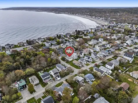 32 Parlin Road York ME 03909