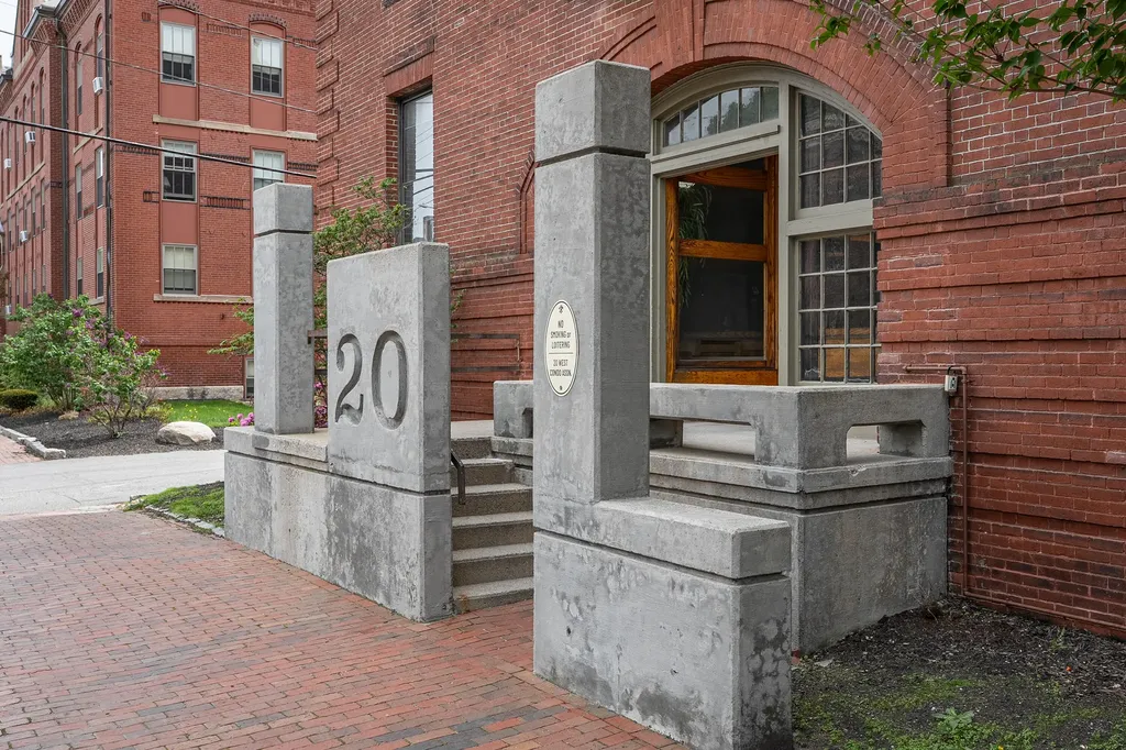20 West Street Portland ME 04102