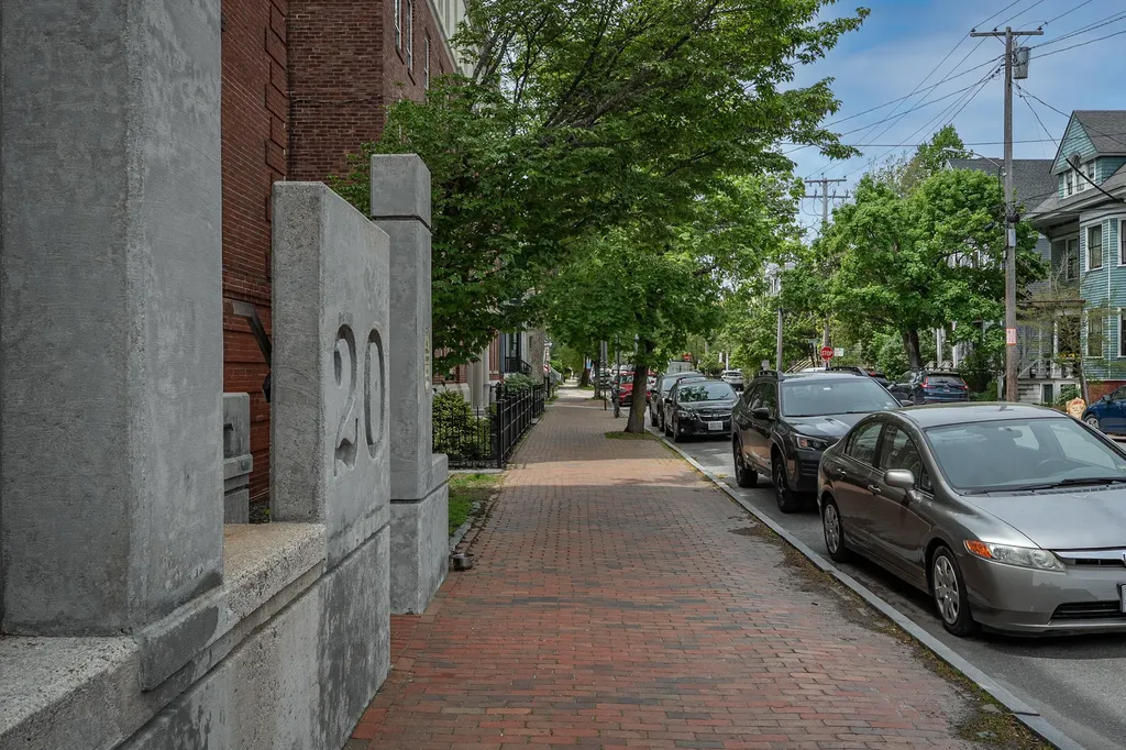 20 West Street Portland ME 04102