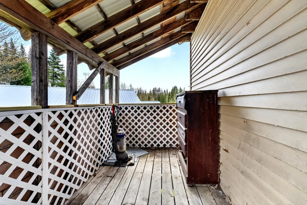 659 Hartland Road Canaan ME 04924