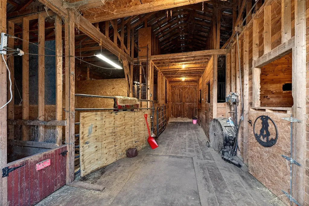 659 Hartland Road Canaan ME 04924