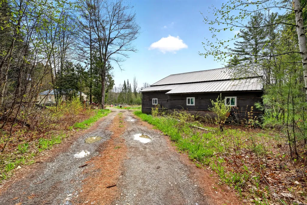 659 Hartland Road Canaan ME 04924