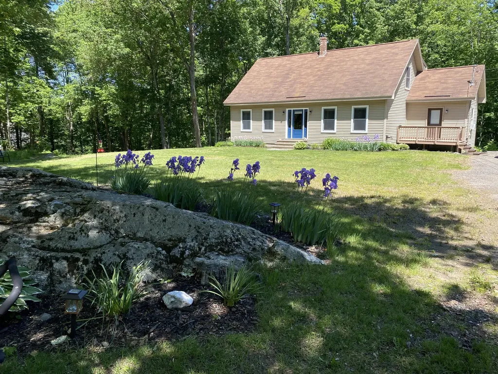 671 Meadow Road Topsham ME 04086