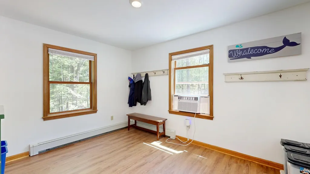 671 Meadow Road Topsham ME 04086