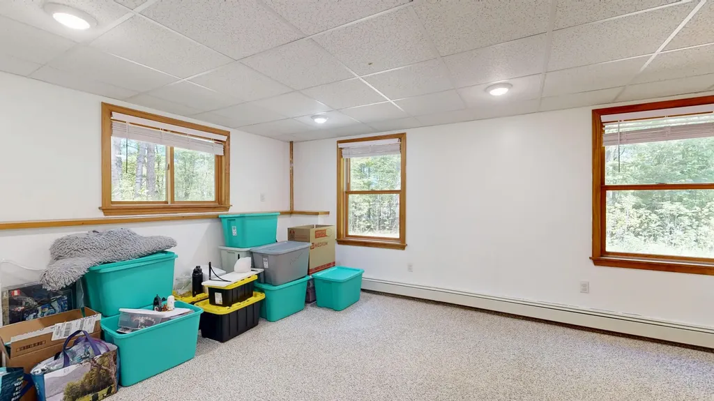 671 Meadow Road Topsham ME 04086