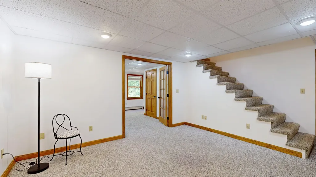 671 Meadow Road Topsham ME 04086