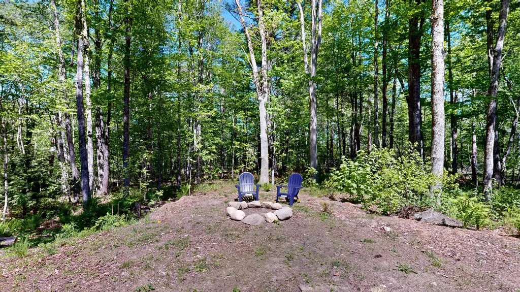 671 Meadow Road Topsham ME 04086