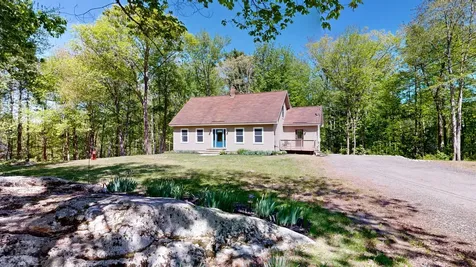 671 Meadow Road Topsham ME 04086