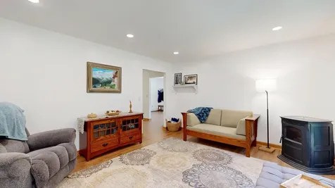 671 Meadow Road Topsham ME 04086