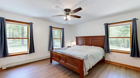 671 Meadow Road Topsham ME 04086