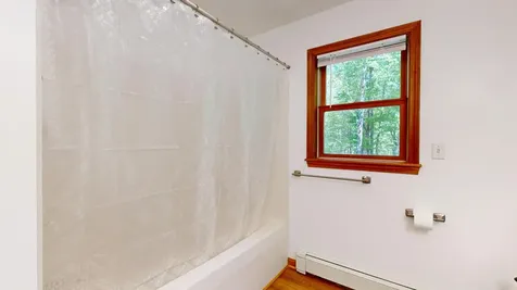 671 Meadow Road Topsham ME 04086