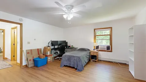 671 Meadow Road Topsham ME 04086