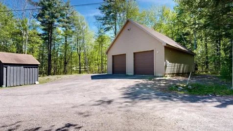 671 Meadow Road Topsham ME 04086