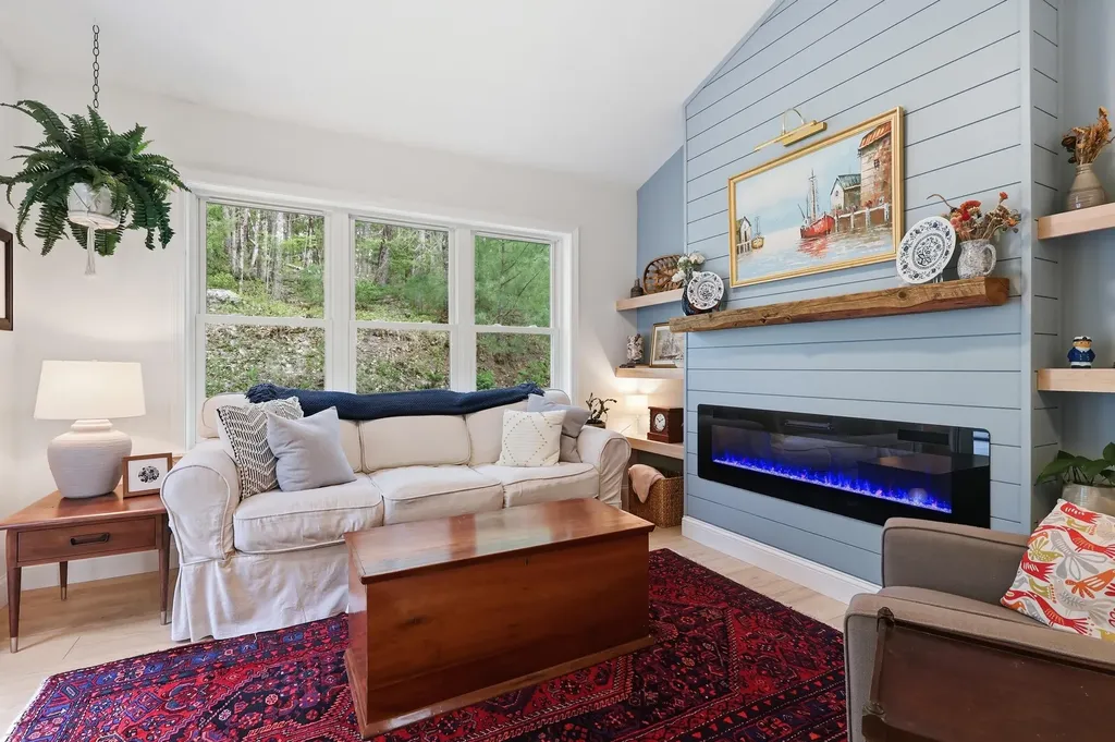 127 Pope Road Windham ME 04062