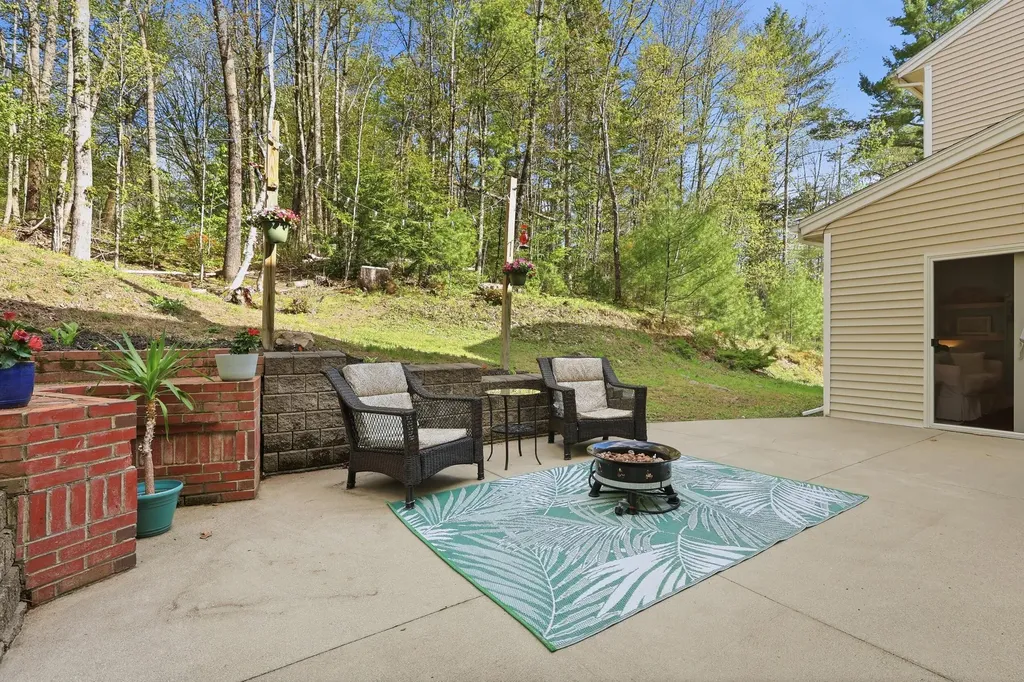 127 Pope Road Windham ME 04062