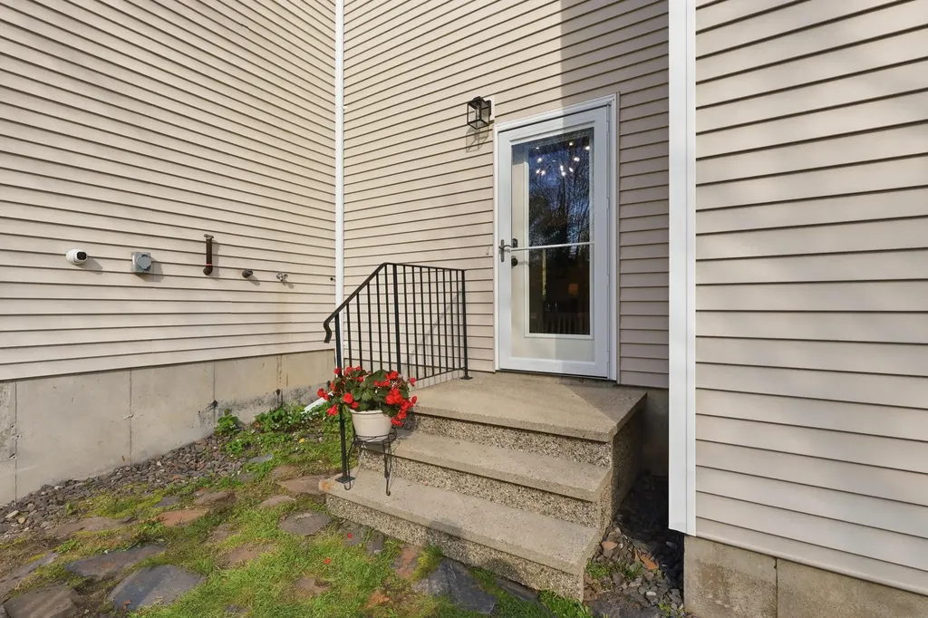 127 Pope Road Windham ME 04062