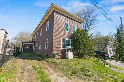 5 Cottage Street Lewiston ME 04240