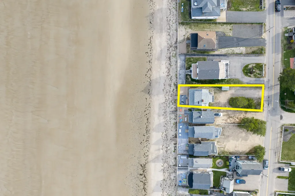 331 Ocean Avenue Wells ME 04090