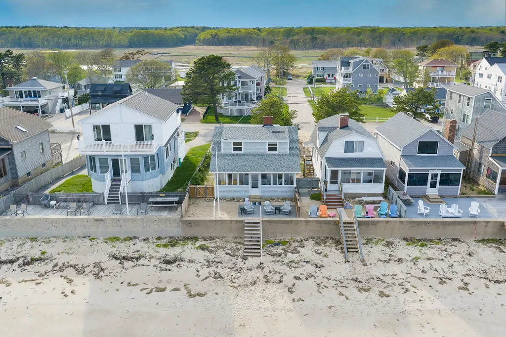 331 Ocean Avenue Wells ME 04090