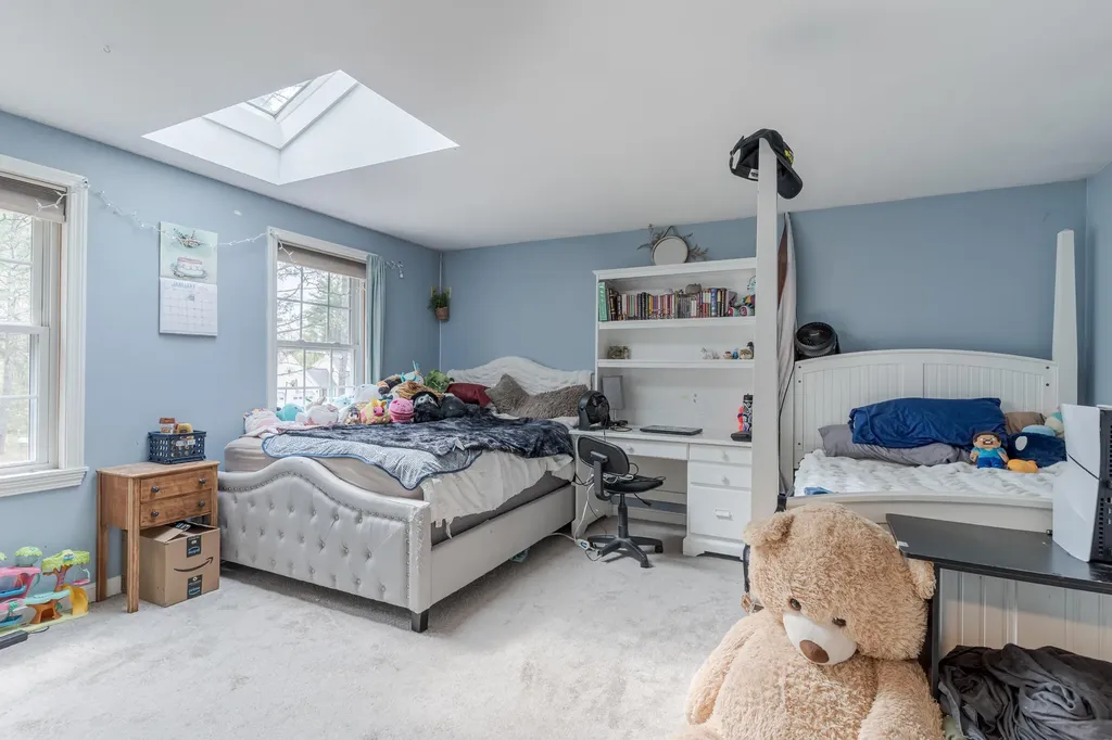 71 Keay Road Berwick ME 03901