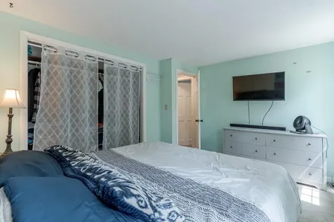 71 Keay Road Berwick ME 03901