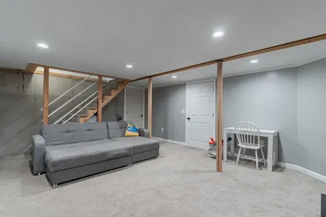 71 Keay Road Berwick ME 03901