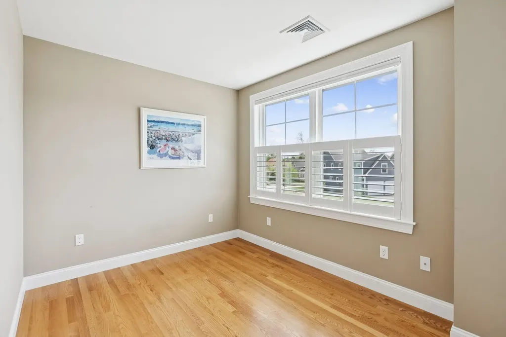 9 Mccann Way Scarborough ME 04074