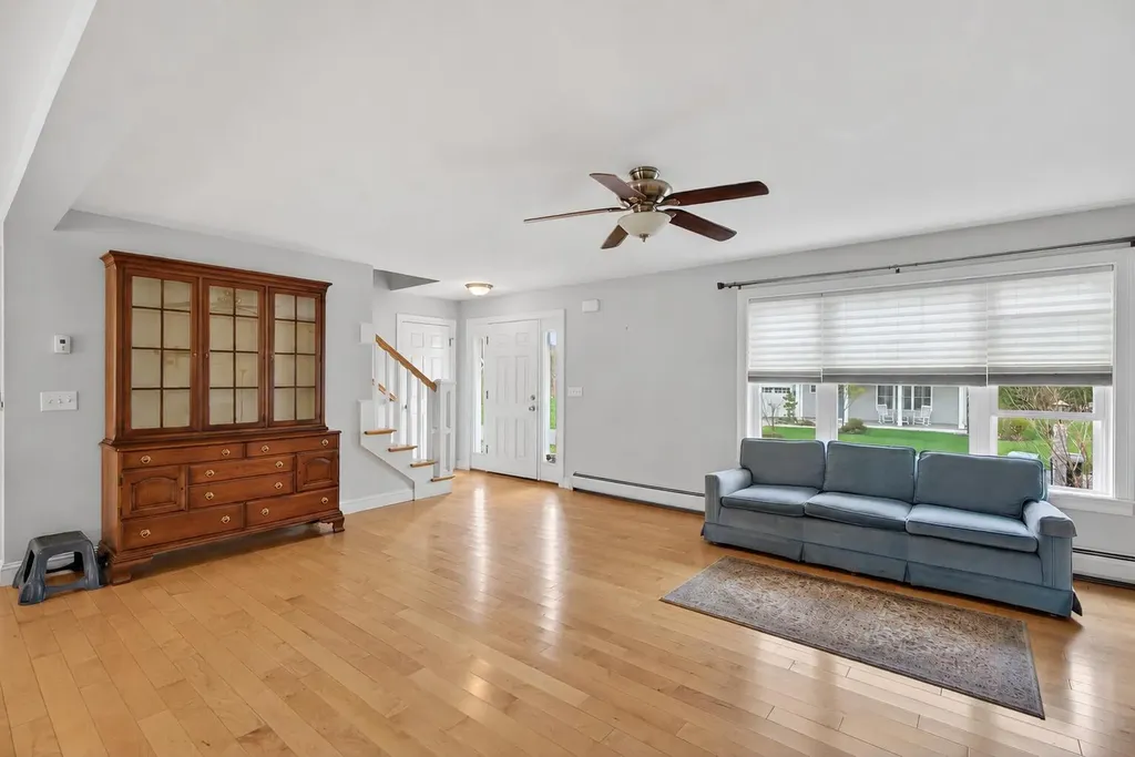 3 Chestnut Lane Kennebunk ME 04043