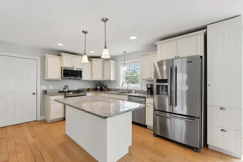 3 Chestnut Lane Kennebunk ME 04043