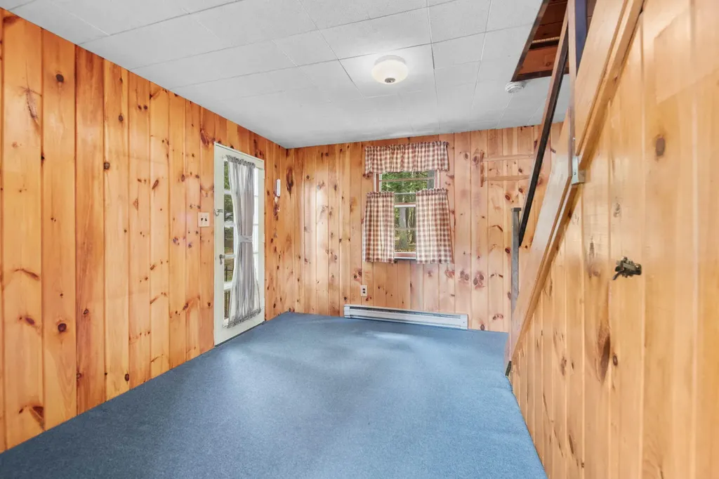 158 Pine Point Road Oxford ME 04270