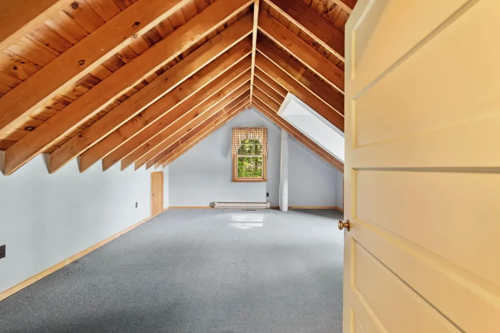 158 Pine Point Road Oxford ME 04270