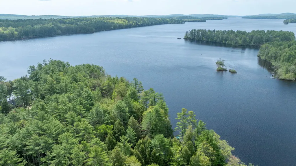 158 Pine Point Road Oxford ME 04270