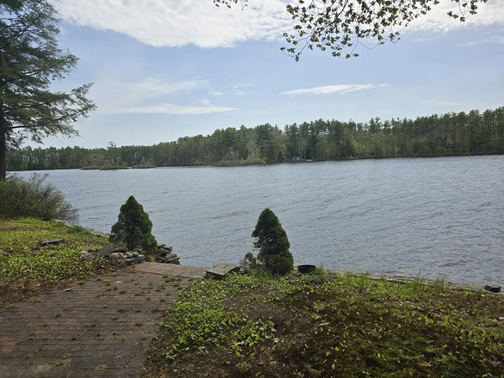 158 Pine Point Road Oxford ME 04270
