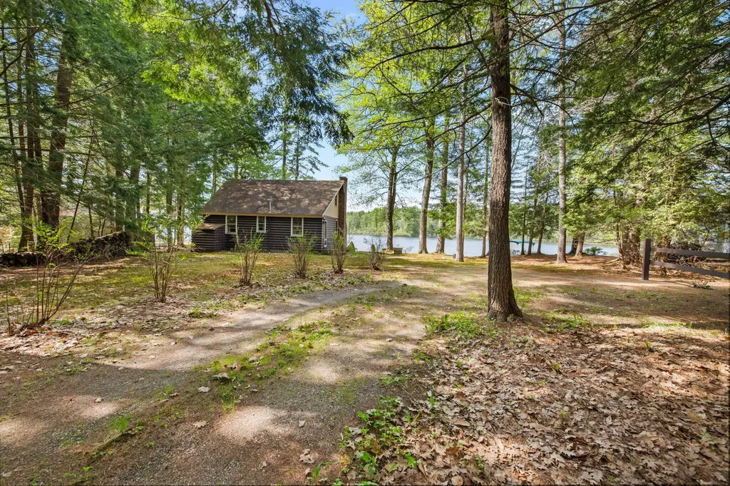 158 Pine Point Road Oxford ME 04270