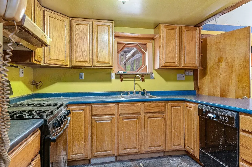 36 Van Buren Drive Newfield ME 04095